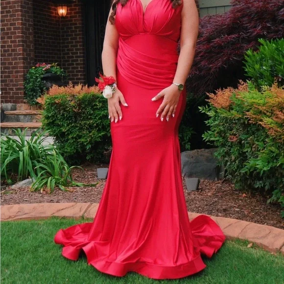 Red Jessica angel prom dress size XL - Picture 4 of 5